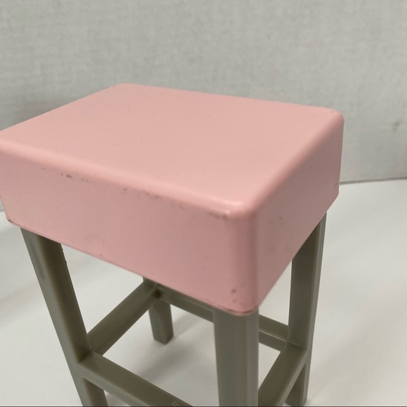 Our Generation OG Sweet Stops Ice Cream Truck Replacement Pink Chairs Stools - Picture 7 of 8